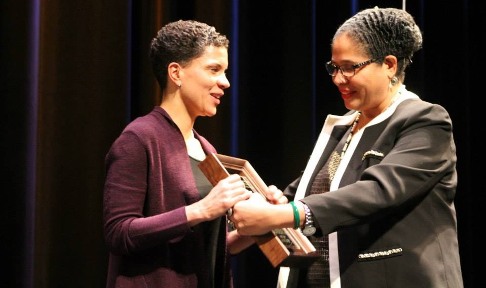 Michelle Alexander accepts award at Beyond the Bars Conference
